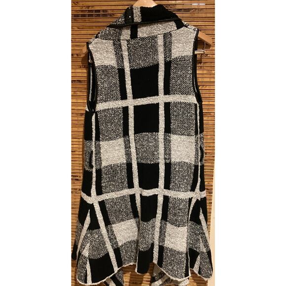 Alberto Makali Women’s M Black Gray Open Front Knit Vest Faux Leather Trim - Picture 2 of 8